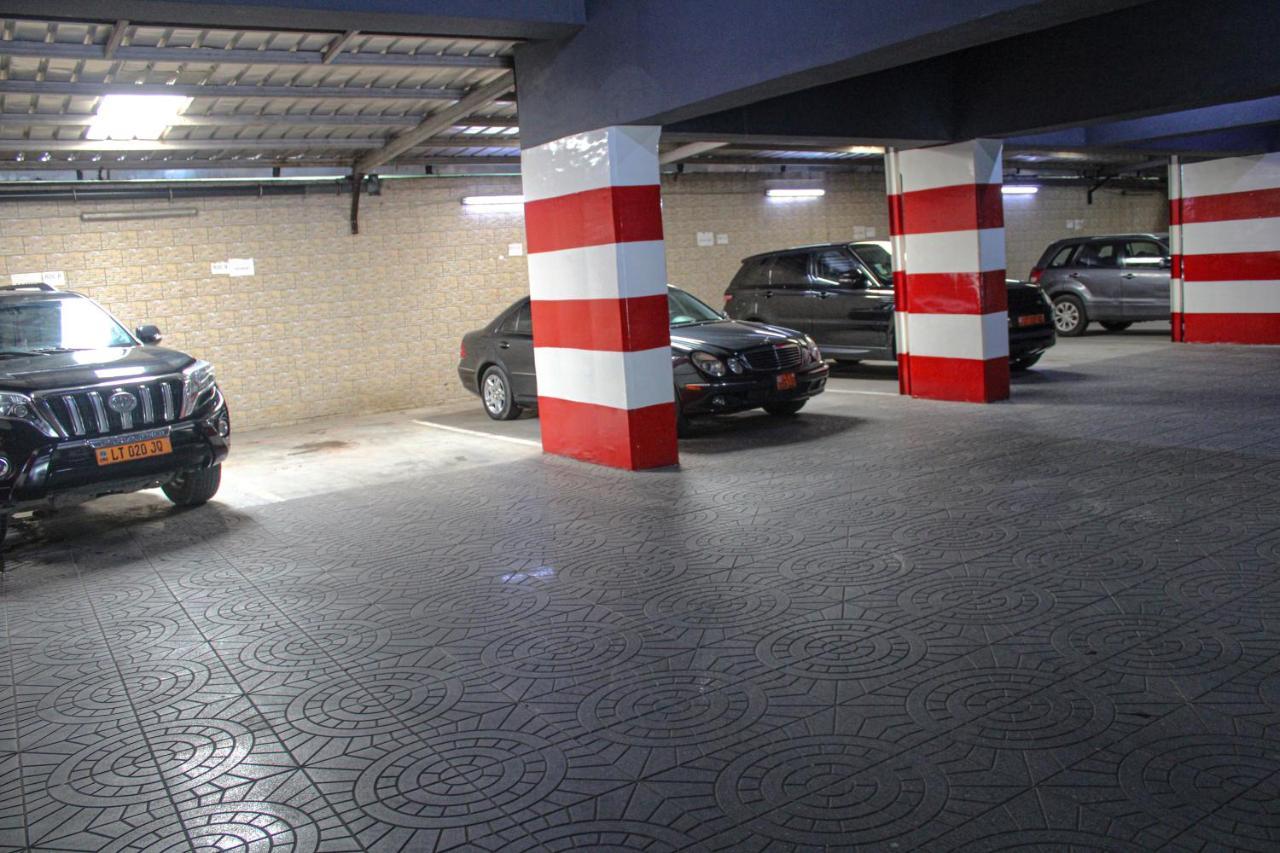 Residence Le Carat Bonapriso Douala Exteriör bild